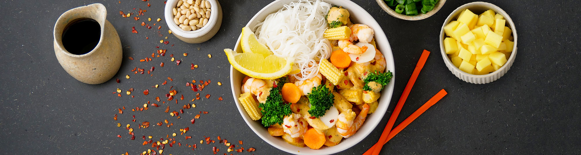 Creamy Coconut jättikatkaravunpyrstöwokki