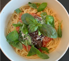 Hans Välimäen italialaistyyppinen vegepyörykkäpasta